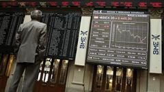 La Bolsa abre con caídas lastrada por China y la Fed